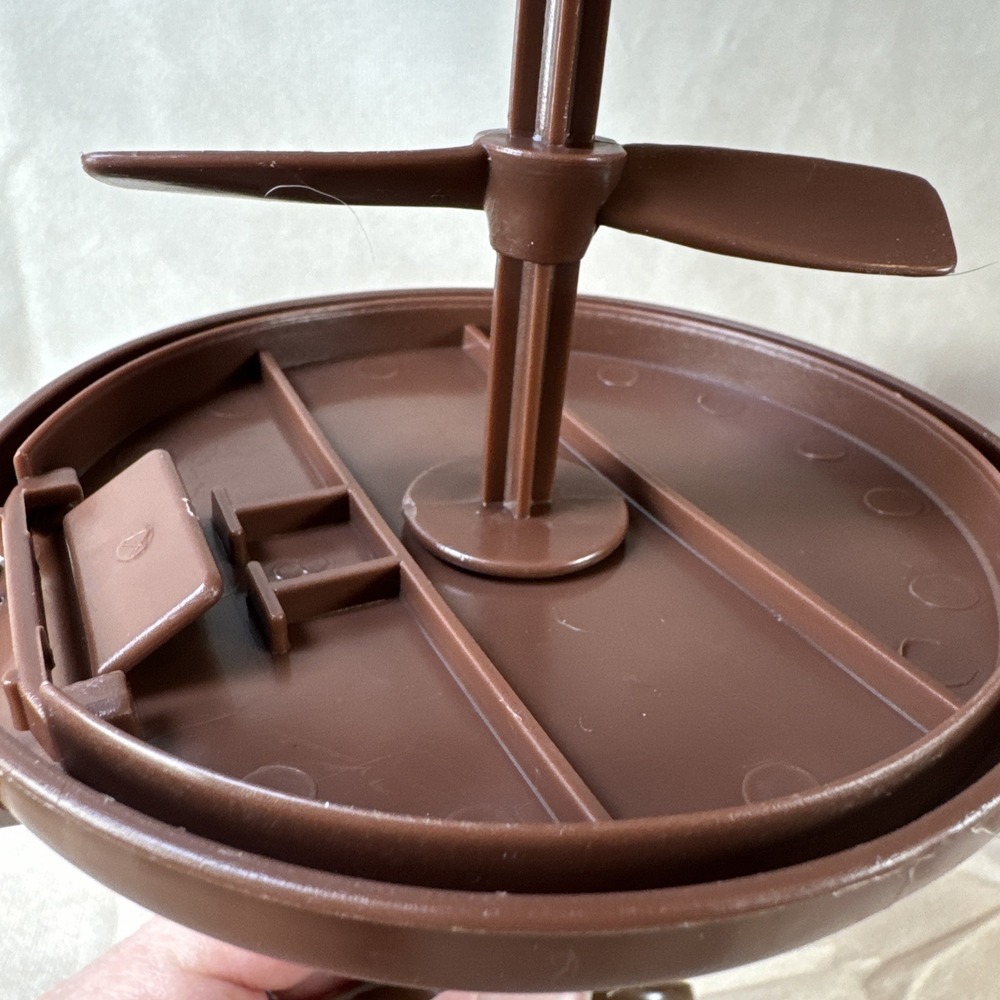 VTG Nestle Quick Nesquik Brown Chocolate Milk Bunny Mixer Plastic‎ Pitcher 24oz - Picture 13 of 14